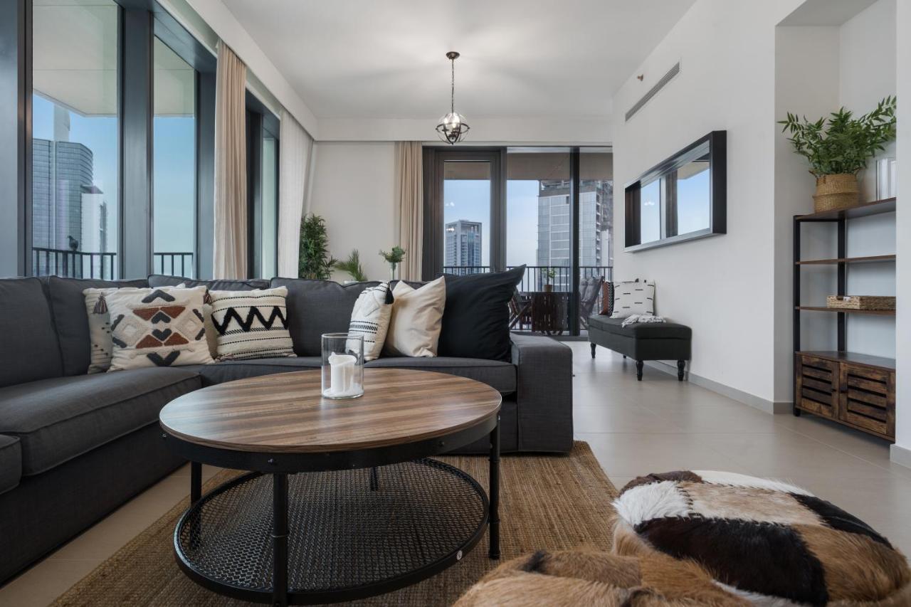 Breathtaking City Views From Dt Apt With Terrace ドバイ エクステリア 写真