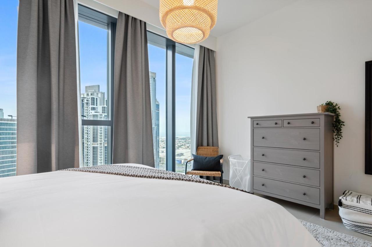 Breathtaking City Views From Dt Apt With Terrace ドバイ エクステリア 写真