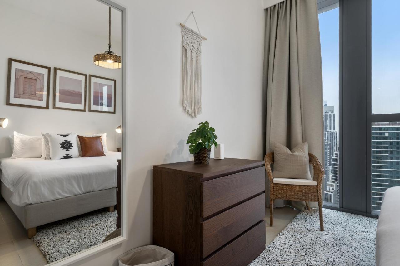 Breathtaking City Views From Dt Apt With Terrace ドバイ エクステリア 写真