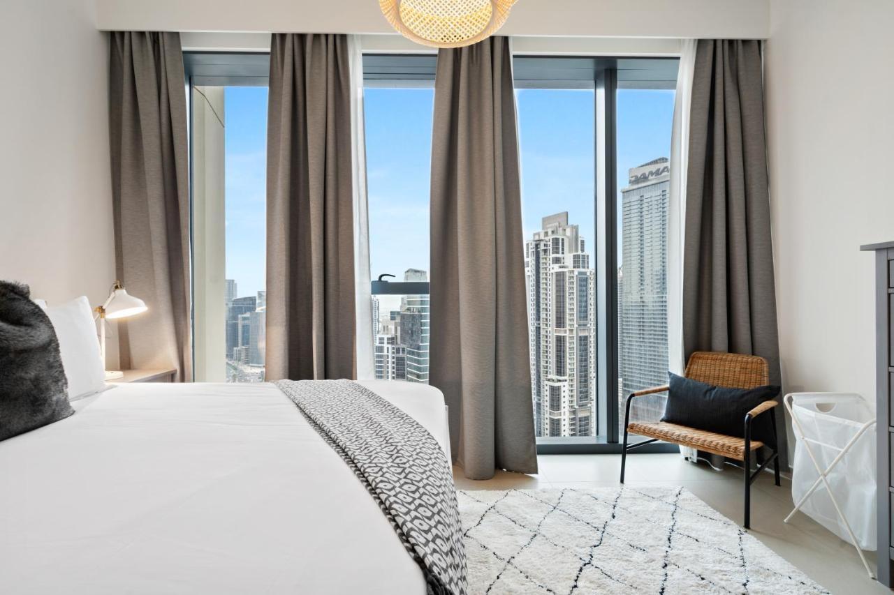 Breathtaking City Views From Dt Apt With Terrace ドバイ エクステリア 写真