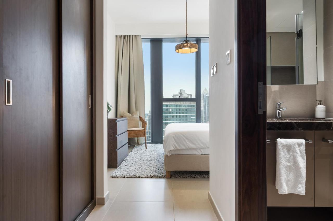 Breathtaking City Views From Dt Apt With Terrace ドバイ エクステリア 写真